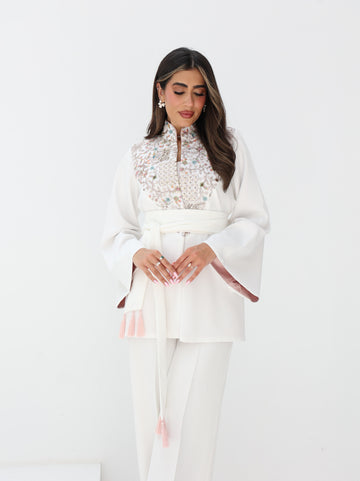 All Eyes On You Kimono In White