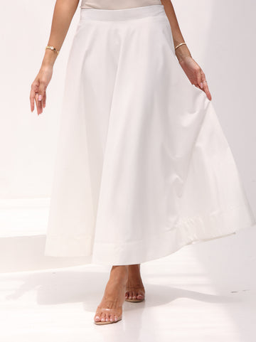 The Wear Everywhere Skirt in White